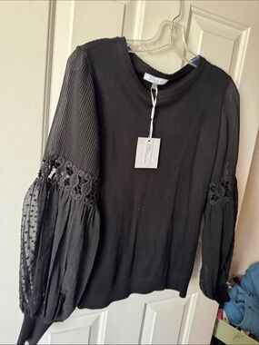 Sioni Black Lace-Trim Balloon Sleeve Sweater